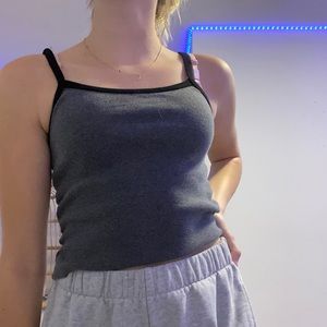 🌟 gray tank